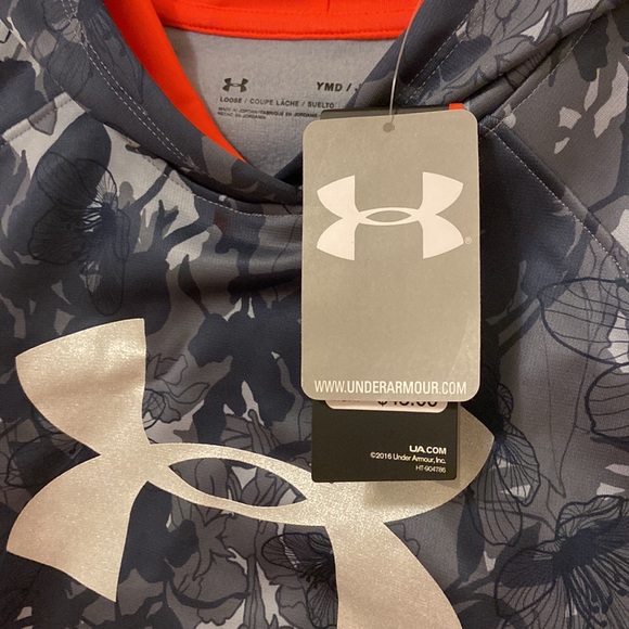 Youth Medium Underarmour hoodie - Picture 4 of 4